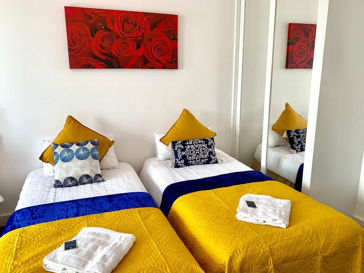 2-Bedrooms Modern Apartment Next To Velodrome, Lounge, Balcony, Parking, Abba Apartamento Londres