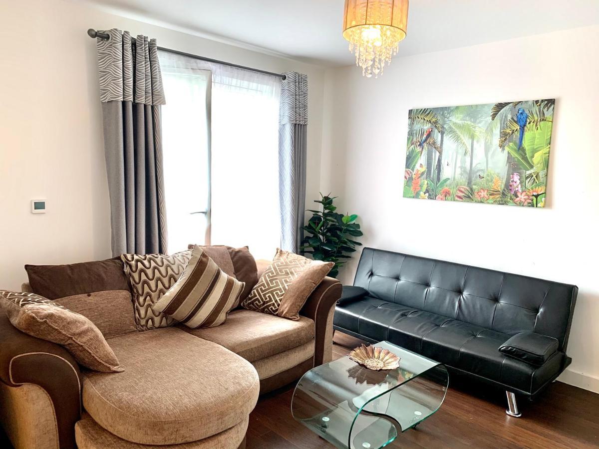 2-Bedrooms Modern Apartment Next To Velodrome, Lounge, Balcony, Parking, Abba Apartamento