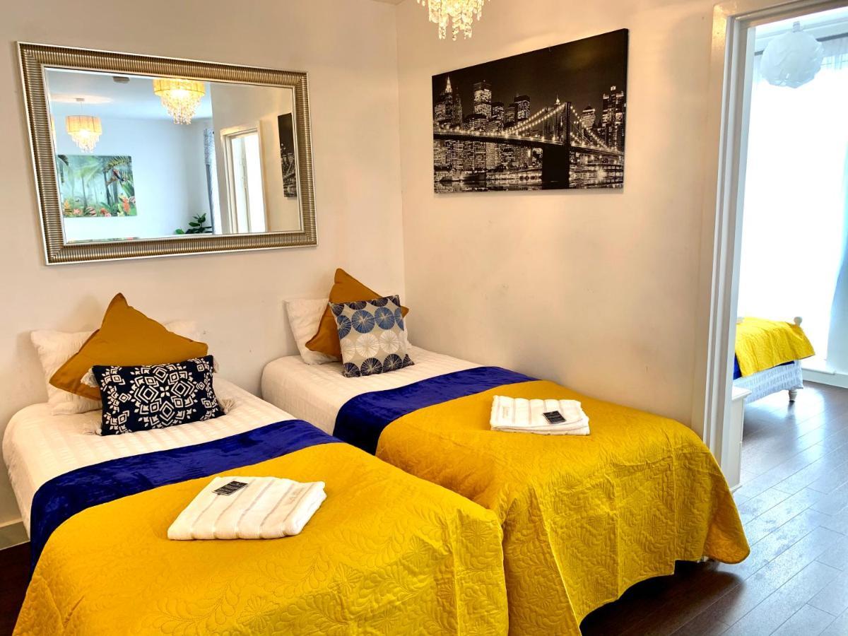 2-Bedrooms Modern Apartment Next To Velodrome, Lounge, Balcony, Parking, Abba Londres